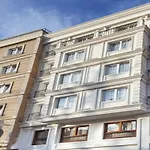 Raymond Blue Otel 3*