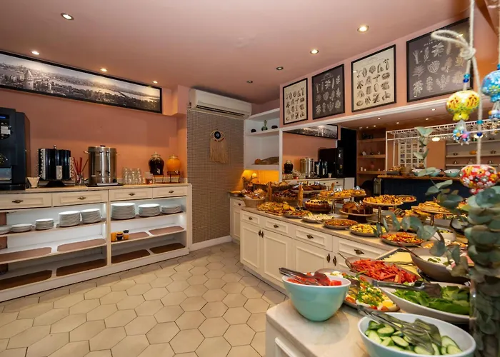 Отель Raymond Blue Стамбул