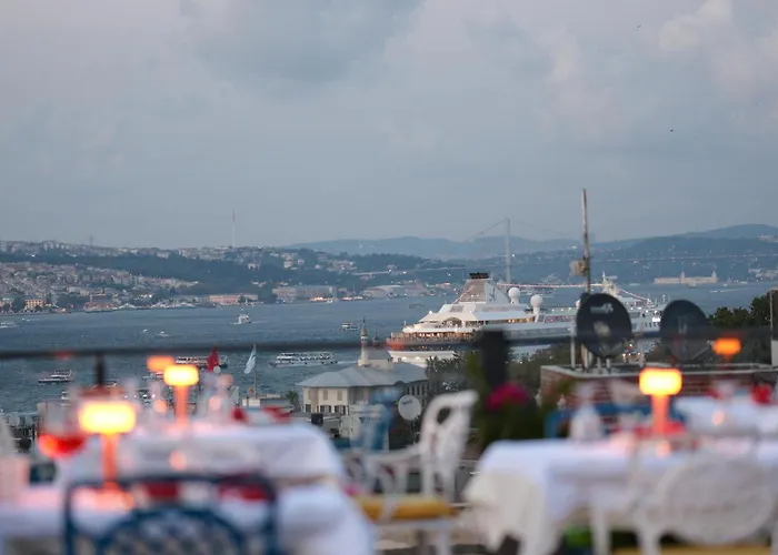 Отель Raymond Blue Стамбул