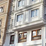 Raymond Blue 3* Isztambul