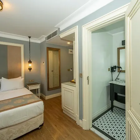 Hotell Raymond Blue