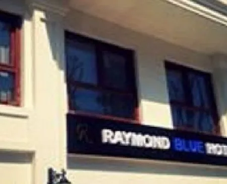 Raymond Blue